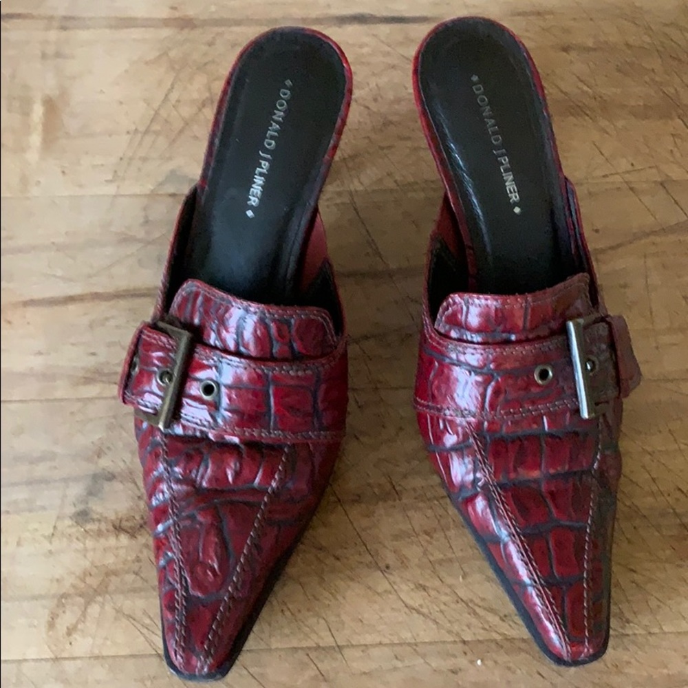 Donald J Pliner red kitten heel mules